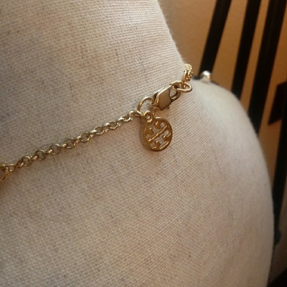 Tory Burch NWOT 3 Strand Gold Plated Necklace - Picture 7 of 8